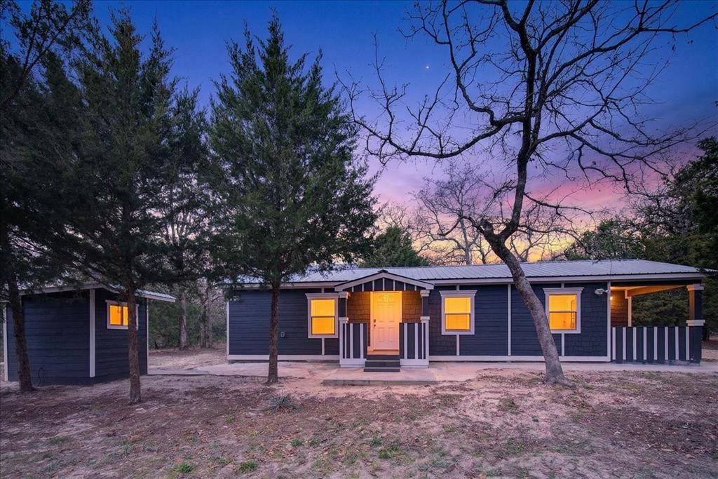 325 County Road 1211, Fairfield, TX 75840