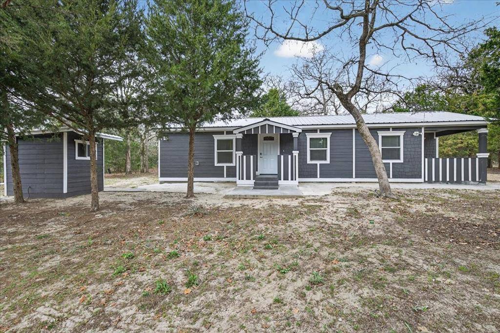 325 County Road 1211, Fairfield, TX 75840