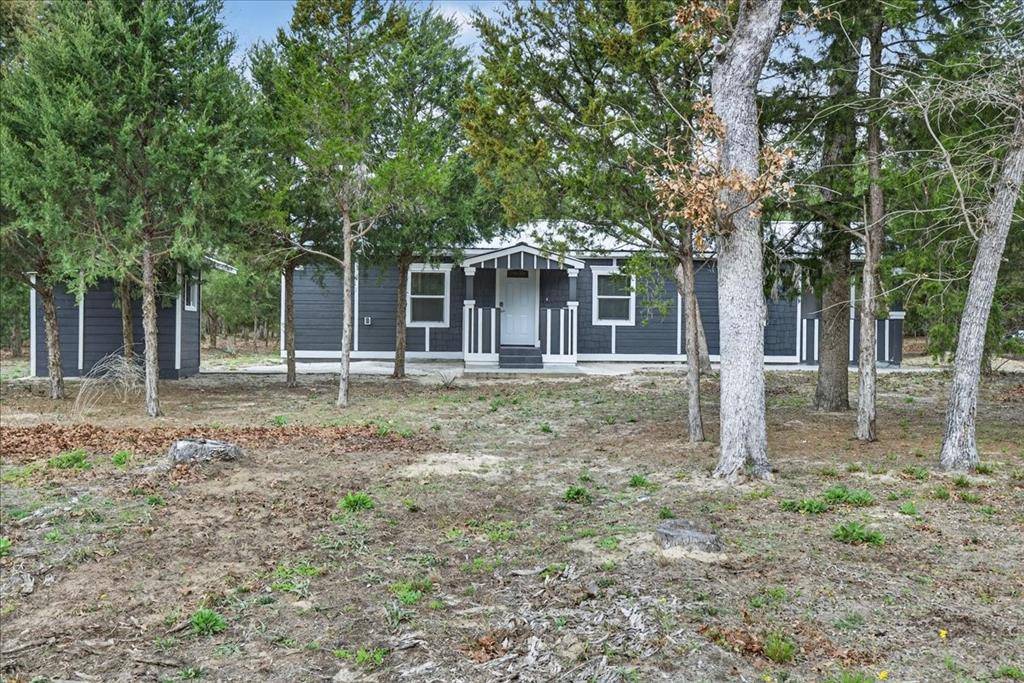 325 County Road 1211, Fairfield, TX 75840