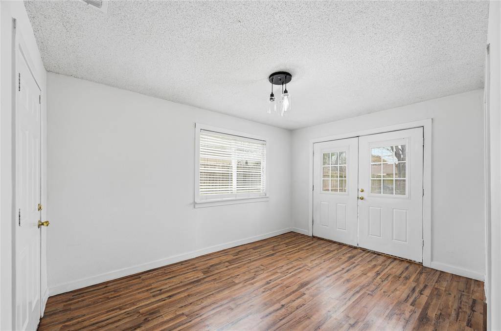 3111 Andrea Lane, Dallas, TX 75228