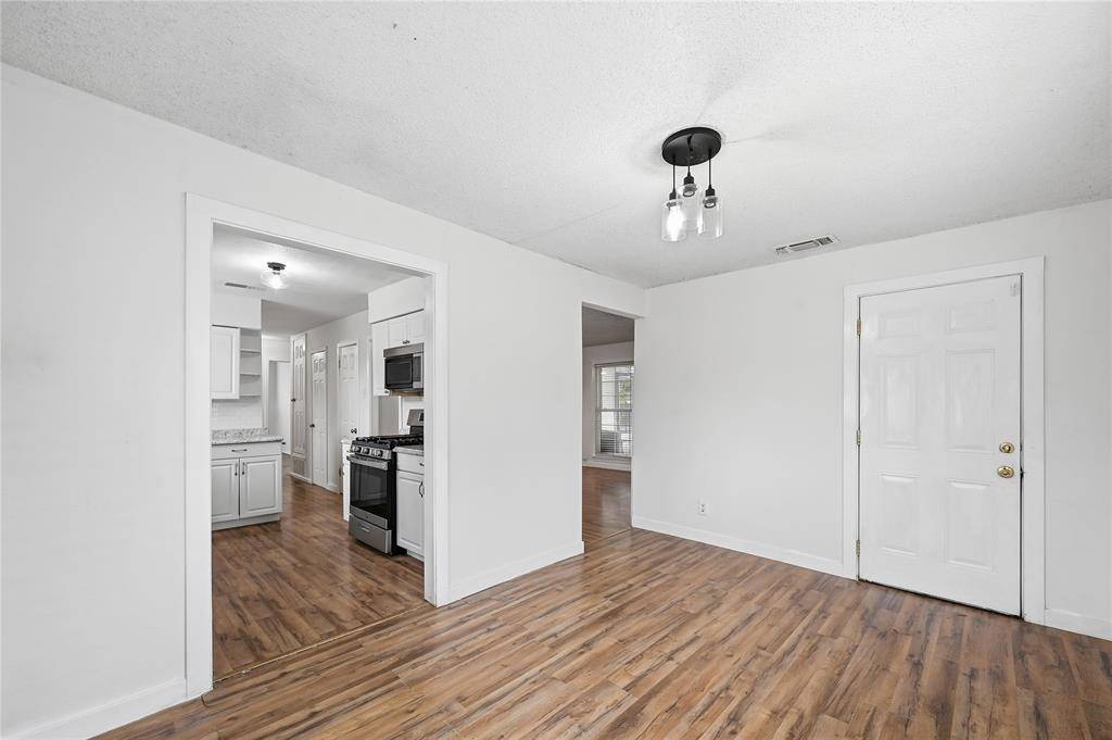 3111 Andrea Lane, Dallas, TX 75228