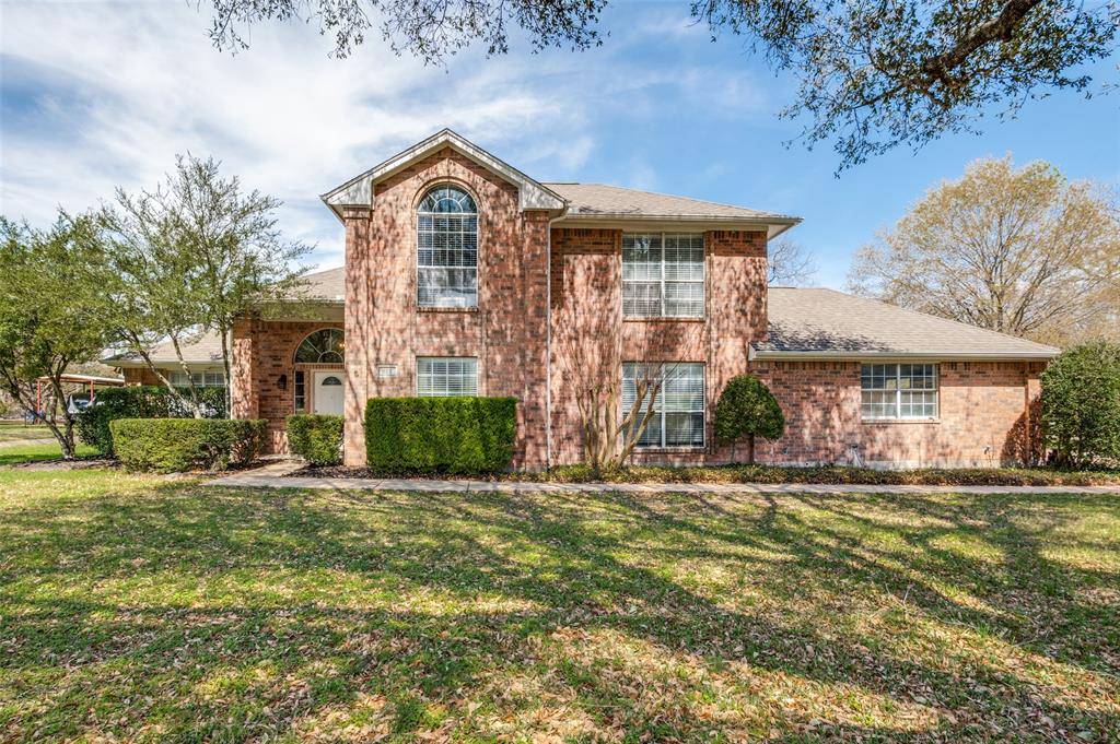 517 Seneca Drive, Waxahachie, TX 75165