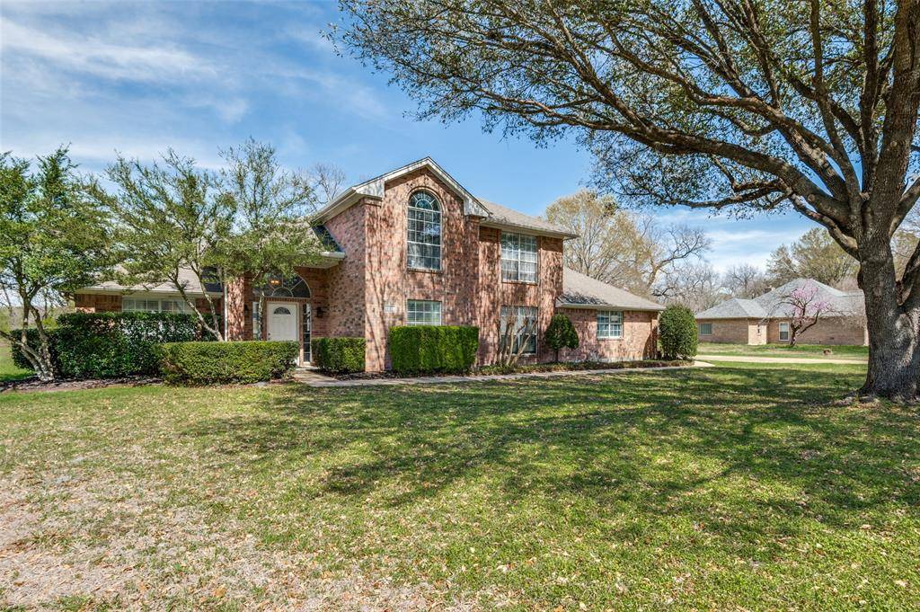 517 Seneca Drive, Waxahachie, TX 75165