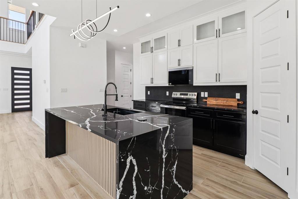 3513 Nomas Street, Dallas, TX 75212