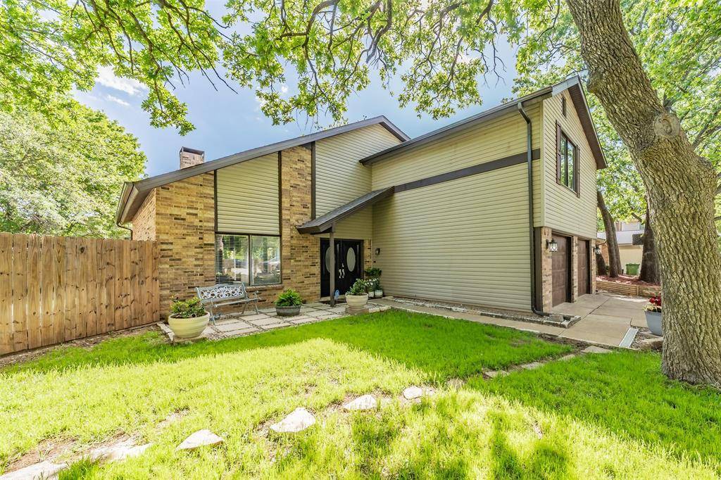 3008 Glenwood Court, Bedford, TX 76021