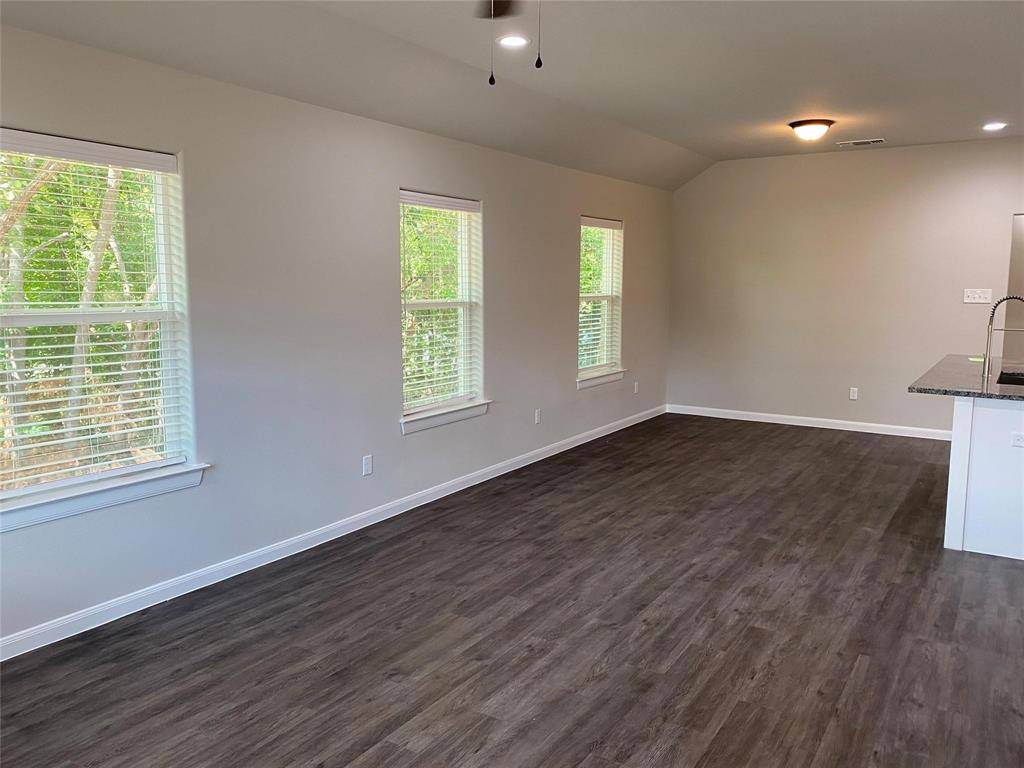 313 E Nelson Street, Denison, TX 75021