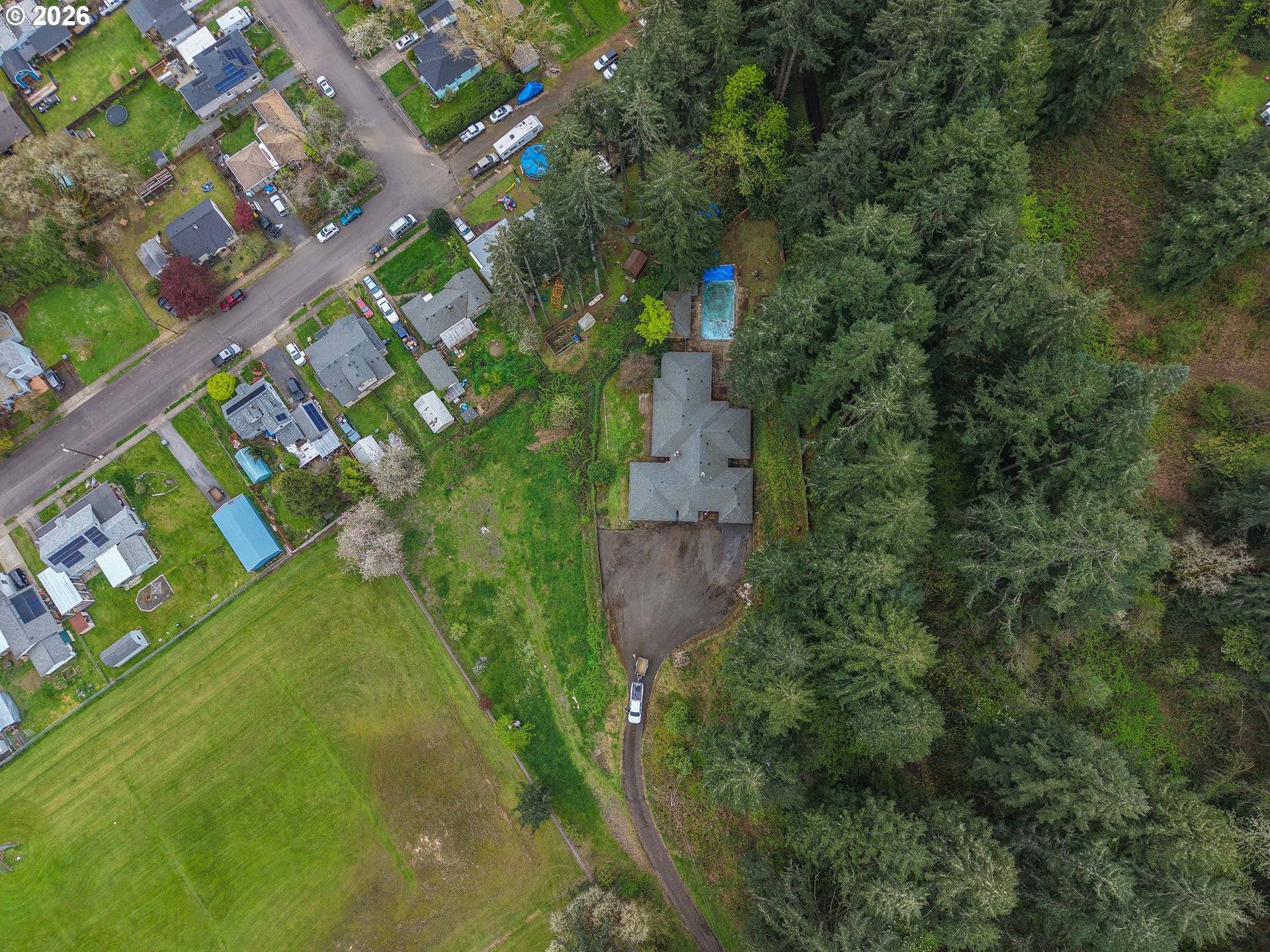 203 5TH AVE, Sweet Home, OR 97386