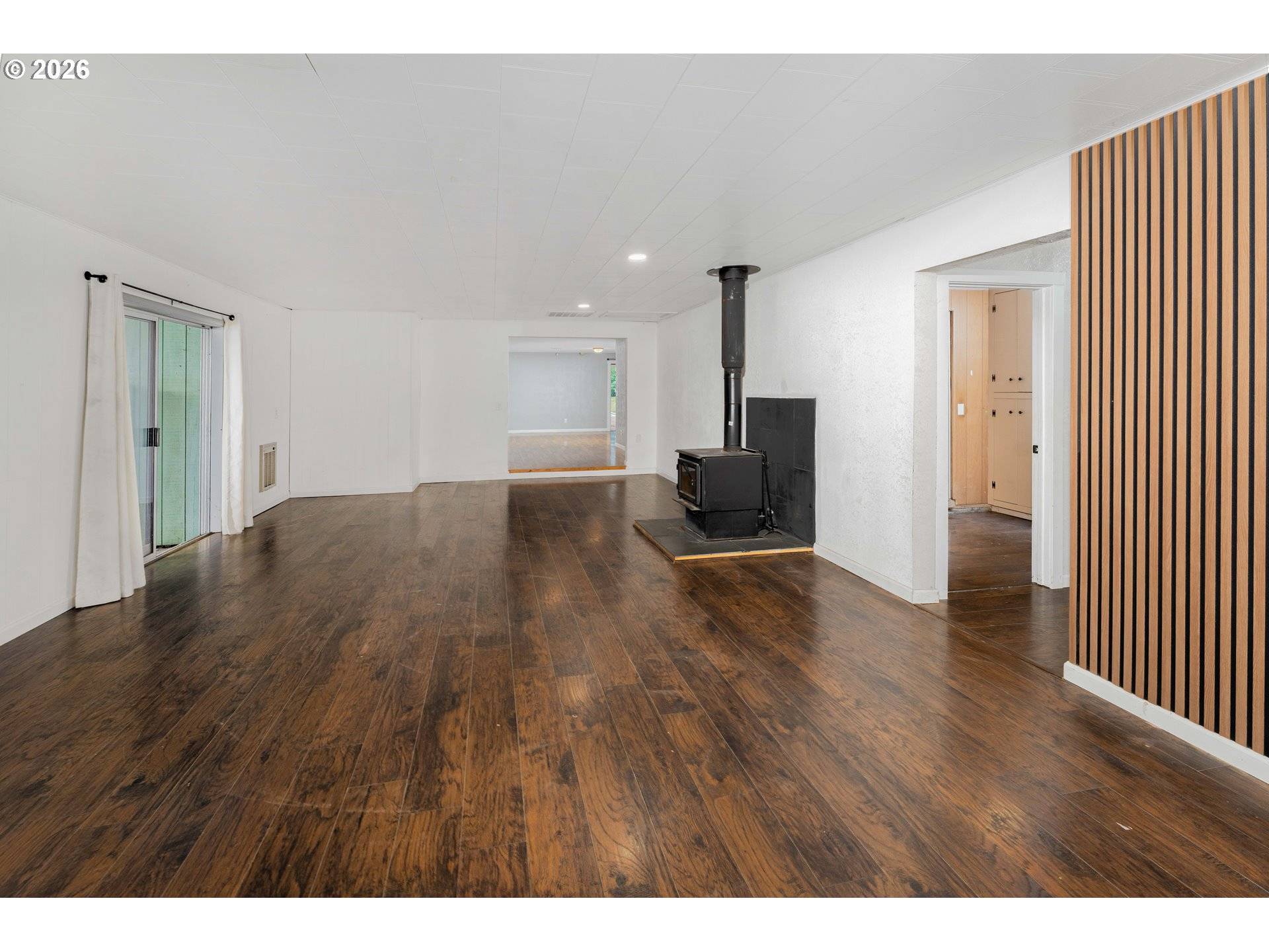 203 5TH AVE, Sweet Home, OR 97386