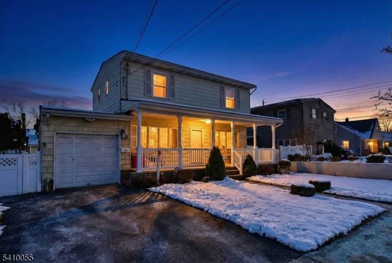 5 Bobbink Ter, East Rutherford Boro, NJ 07073