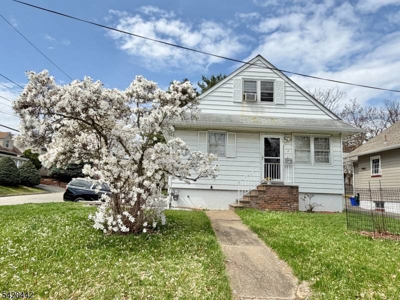 2 Sunnyside Pl, Verona Twp., NJ 07044