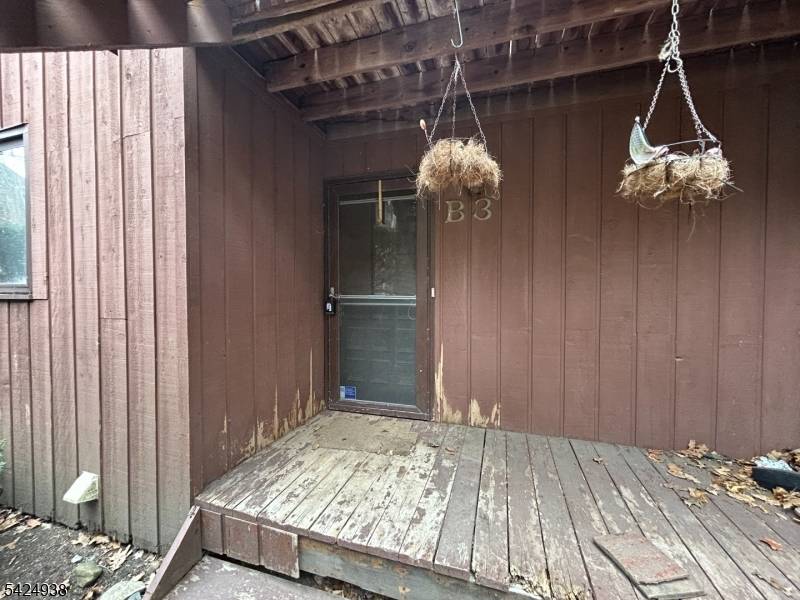 9 Village Way #3, Vernon Twp., NJ 07462