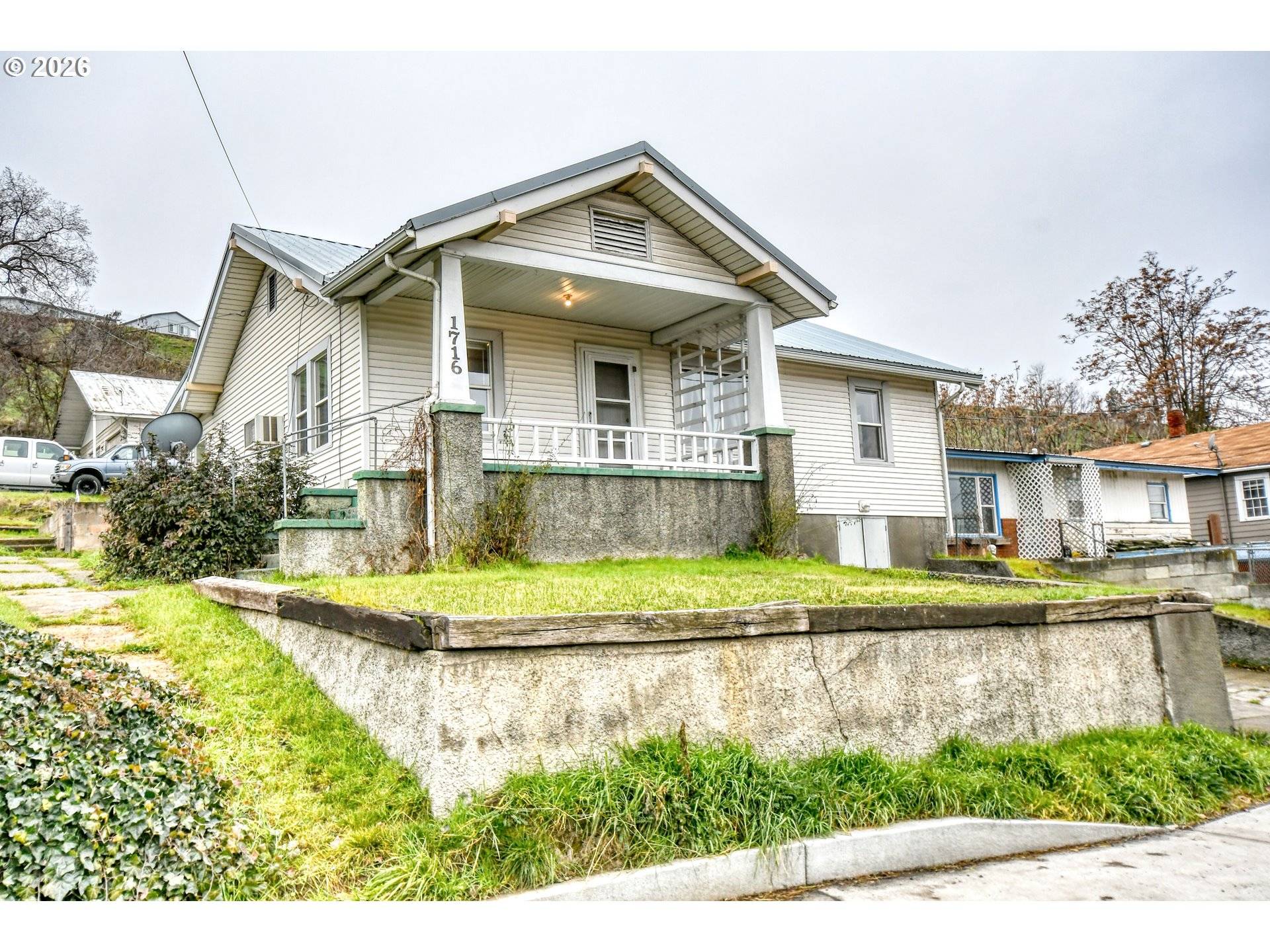 1716 SE COURT AVE, Pendleton, OR 97801