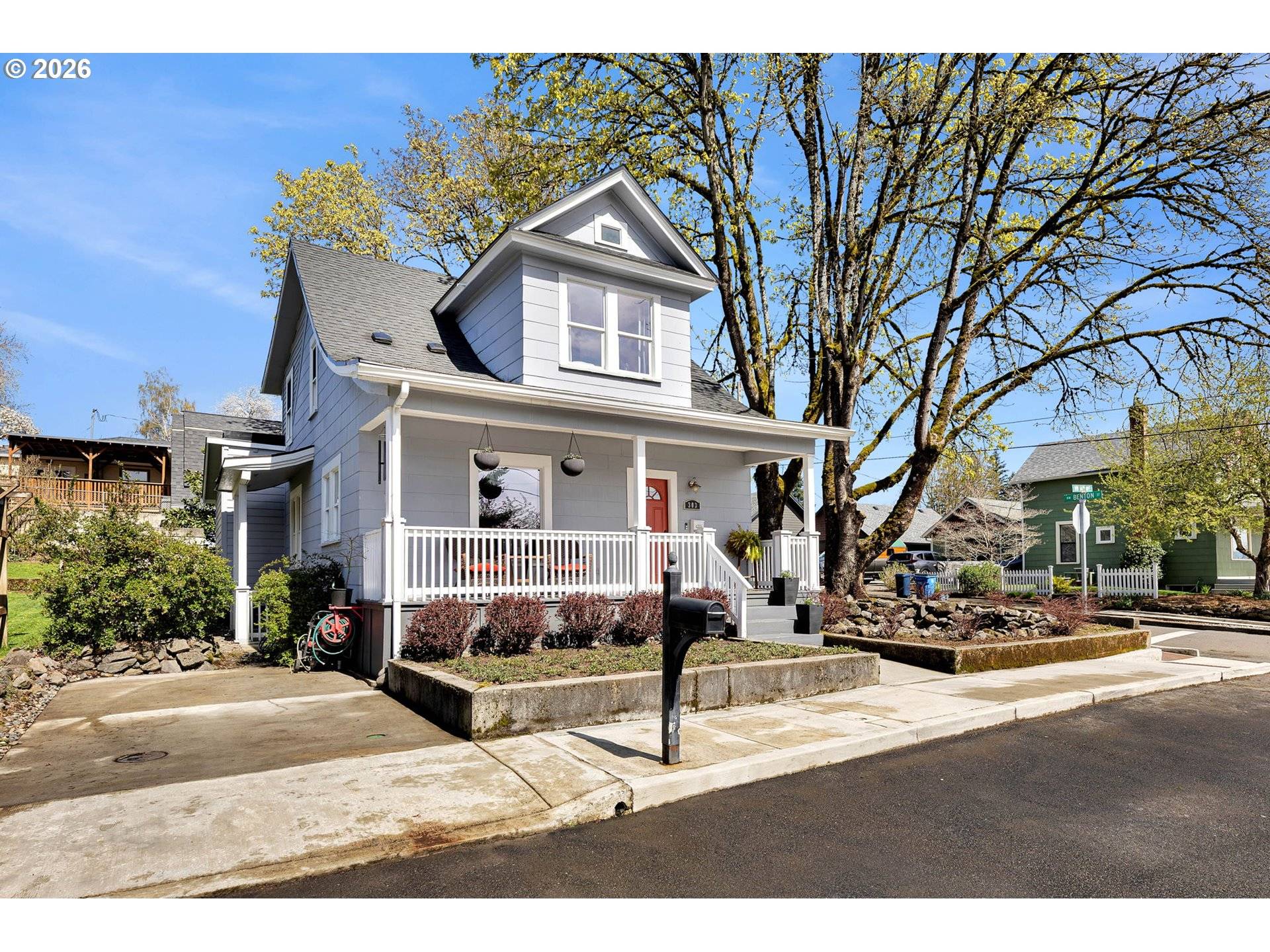 303 NW 14TH AVE, Camas, WA 98607