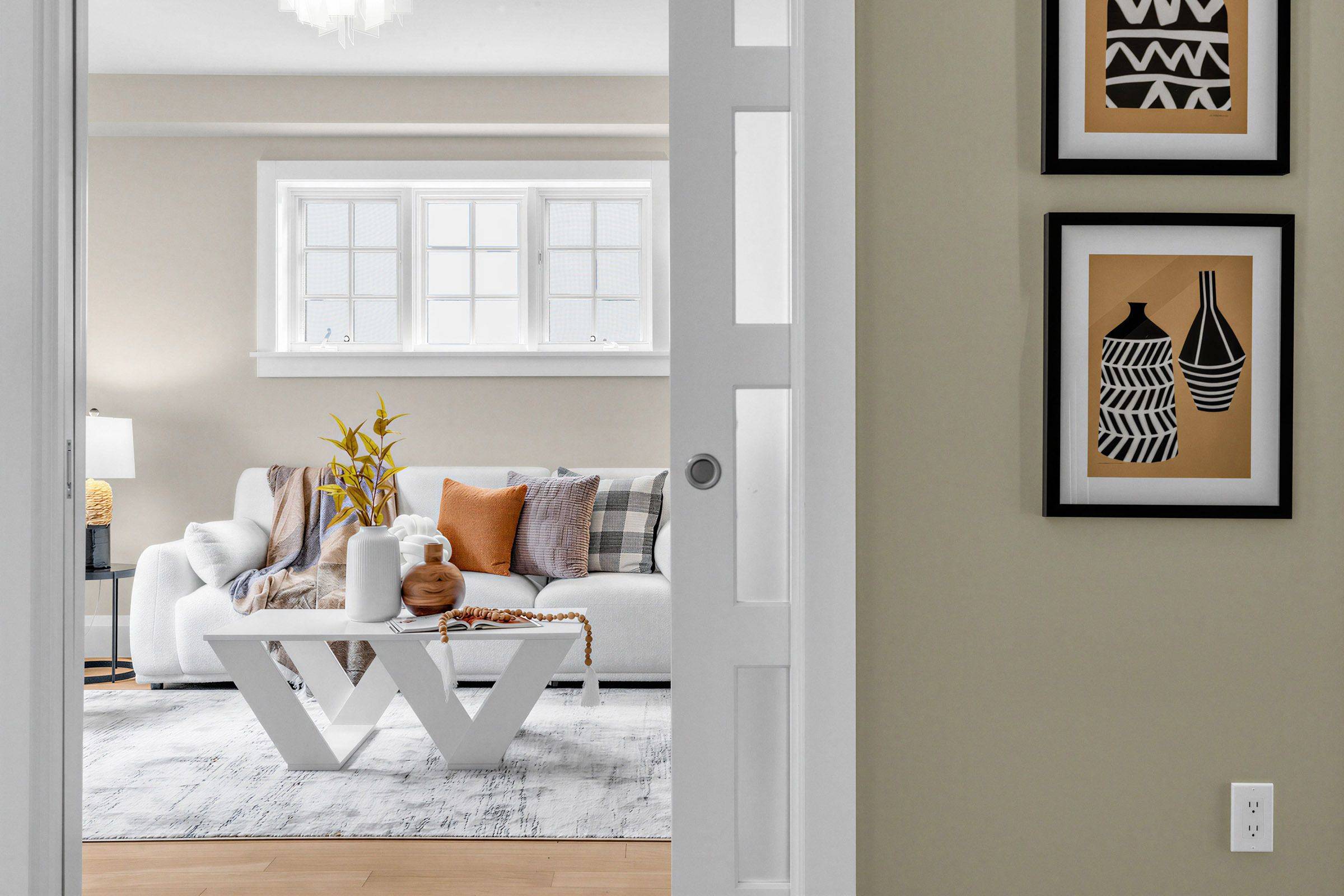 25 Cortleigh BLVD, Toronto C04, ON M4R 1K5