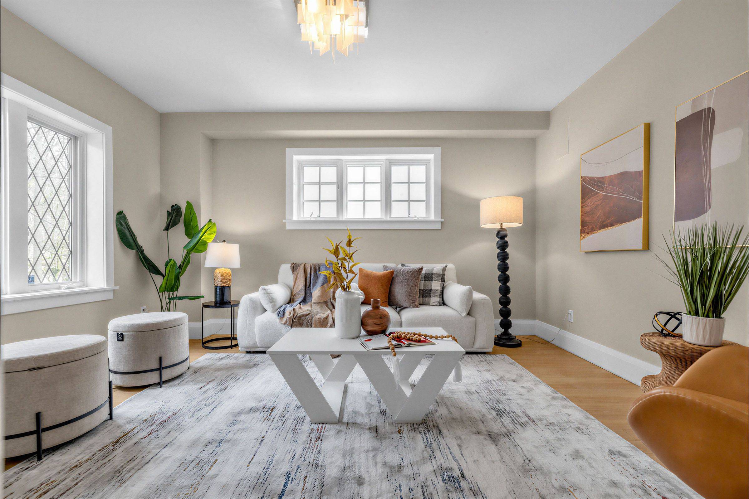 25 Cortleigh BLVD, Toronto C04, ON M4R 1K5