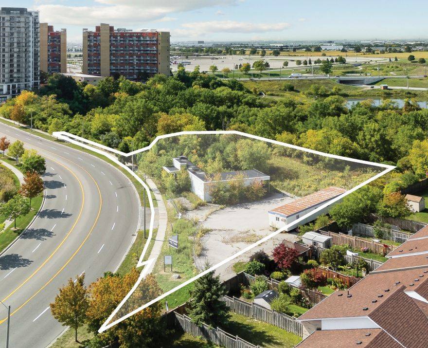 750 Queens Plate DR, Toronto W10, ON M9W 6K5