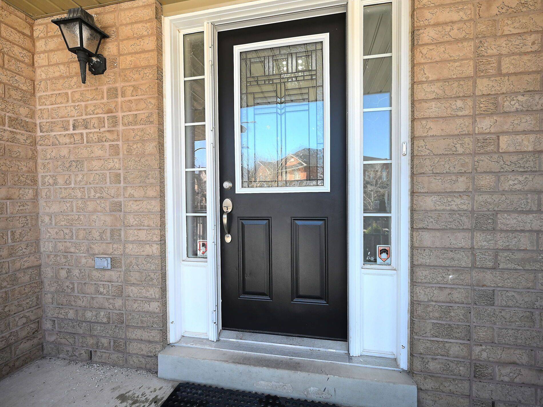 409 Hobbs CRES, Milton, ON L9T 0J2