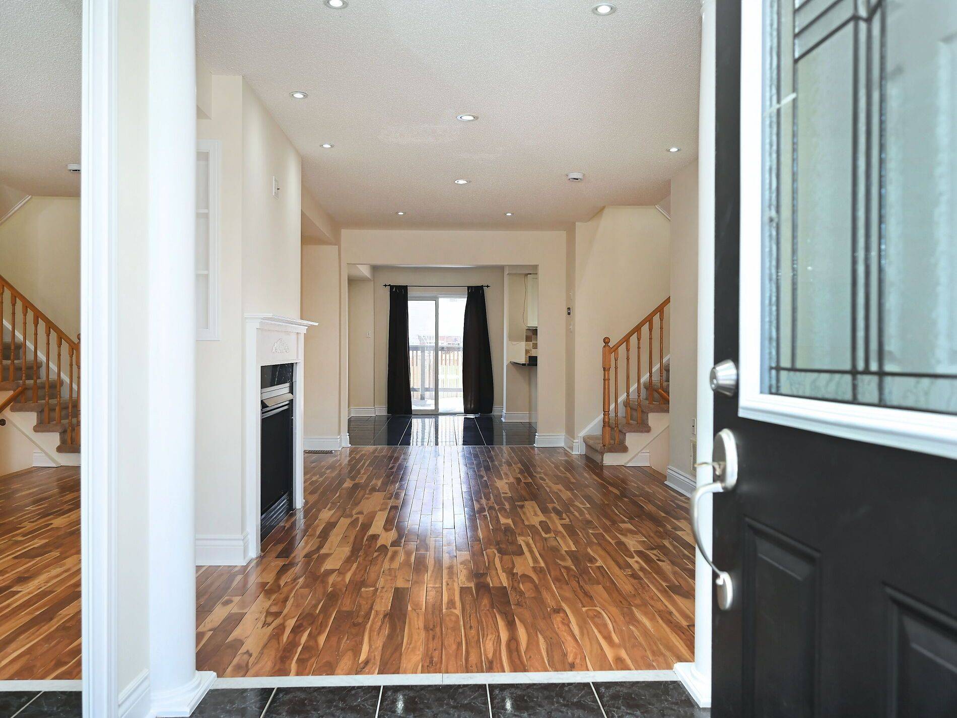 409 Hobbs CRES, Milton, ON L9T 0J2