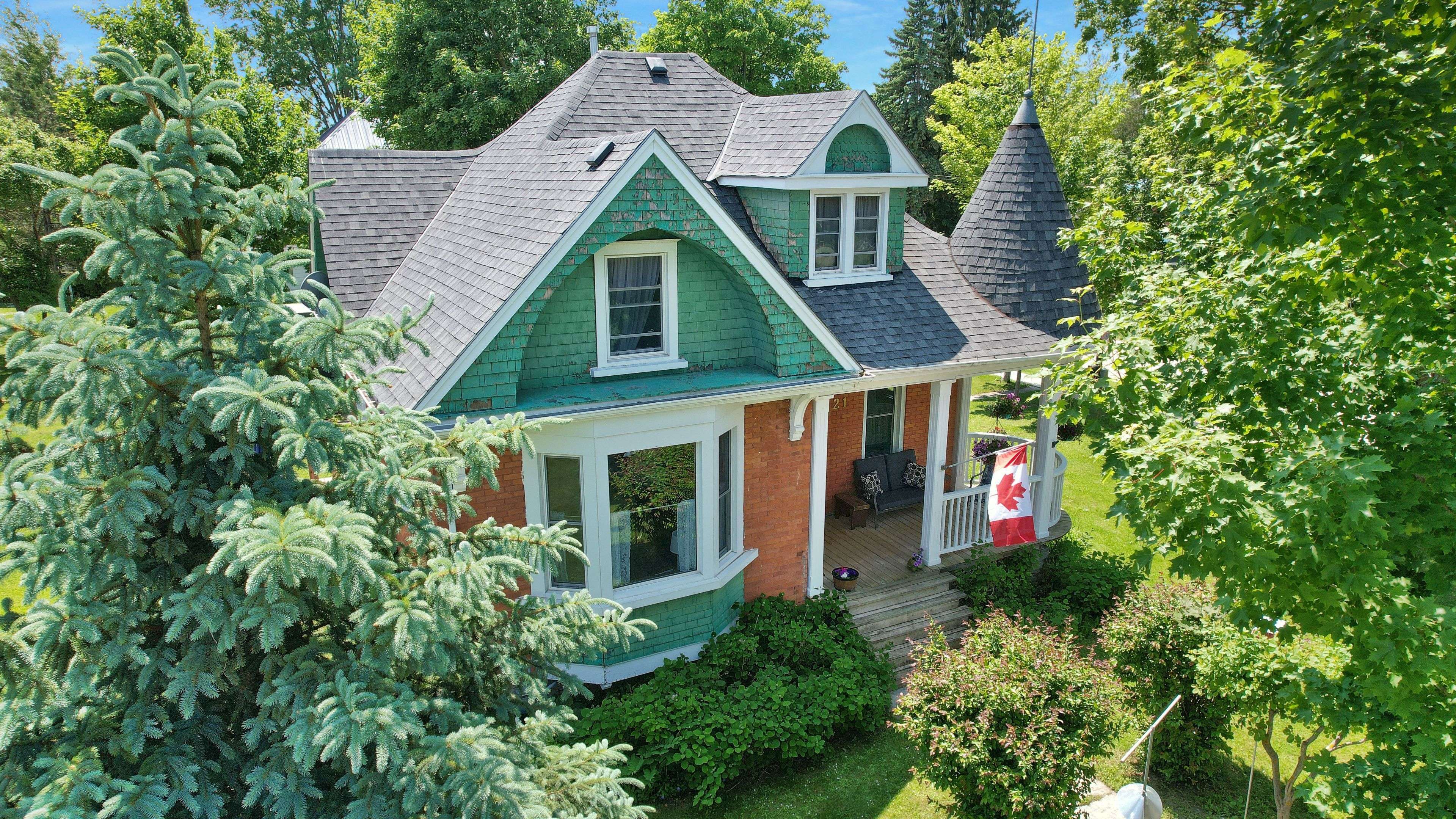 21 William ST N, Minto, ON N0G 1M0