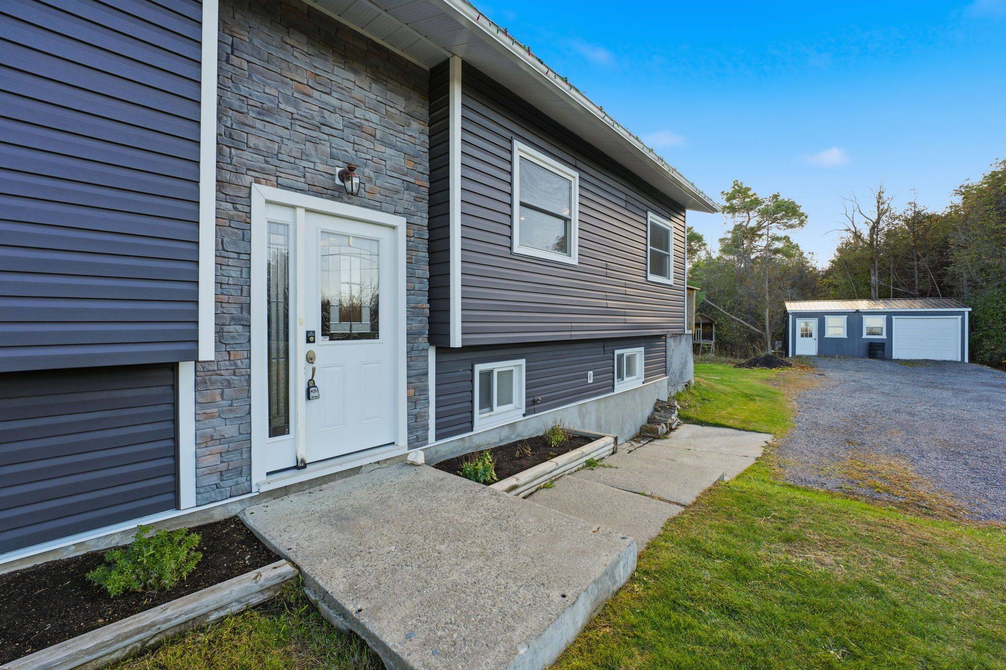 2677 County 16 RD, Merrickville-wolford, ON K0G 1N0