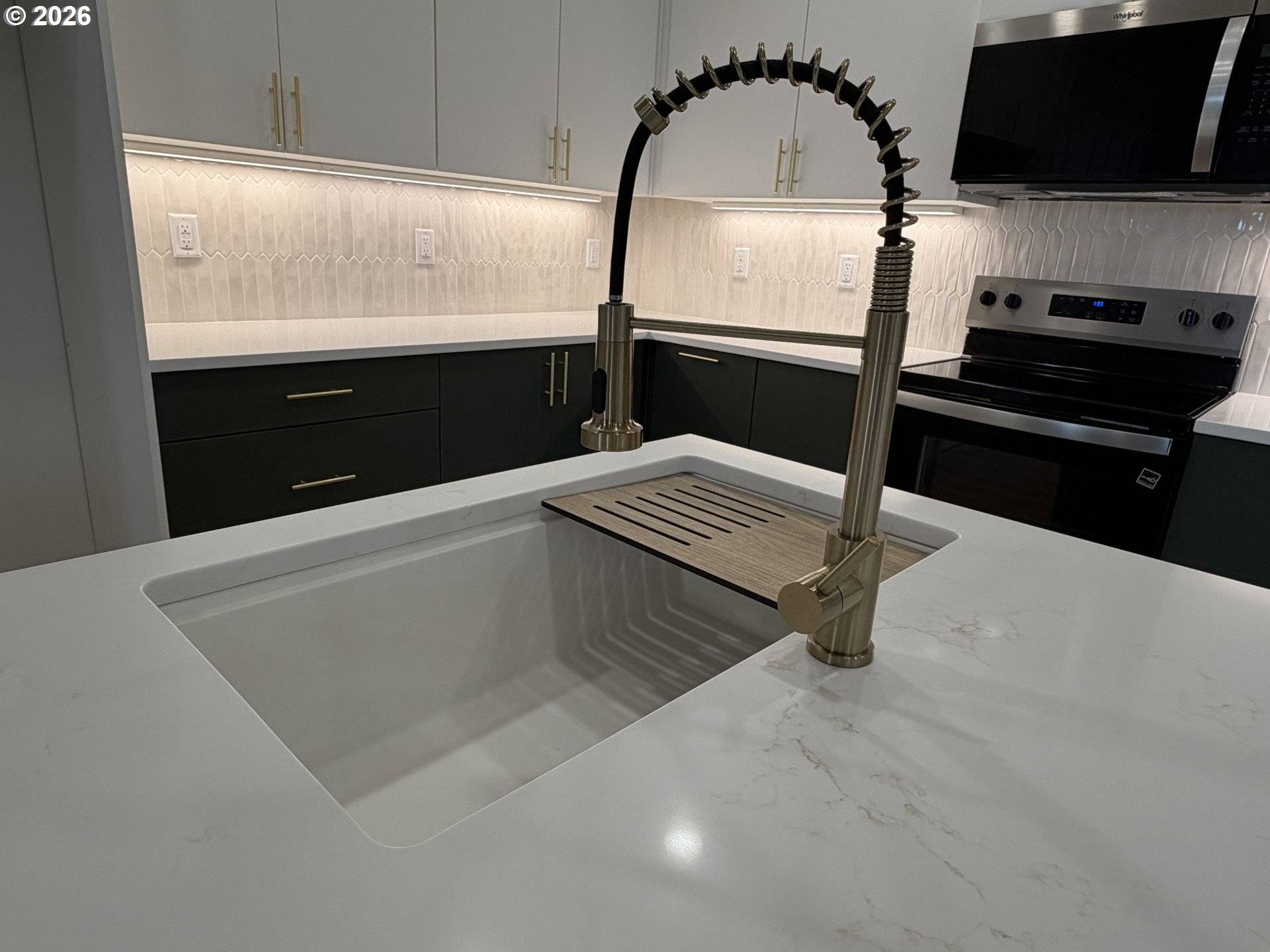 16073 Barlow Trail LN, Oregon City, OR 97045