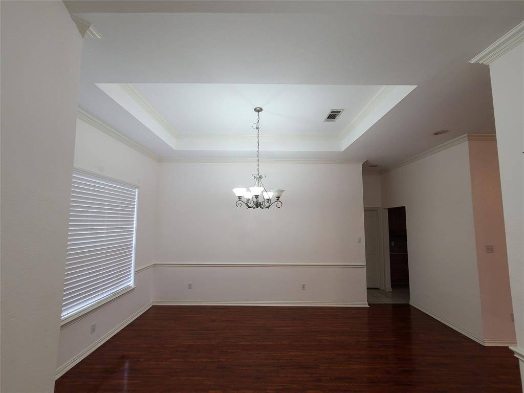 622 Manchester Drive, Mansfield, TX 76063