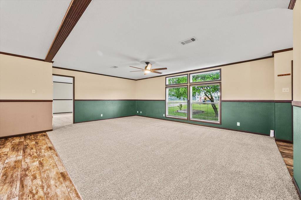 8645 County Road 1143, Celeste, TX 75423