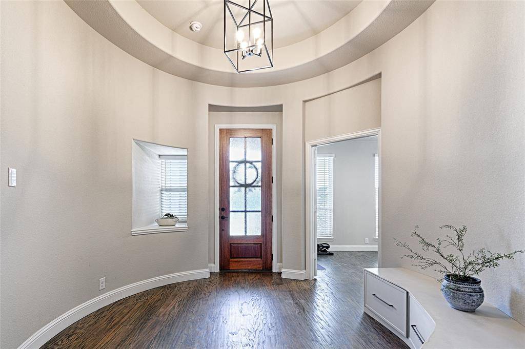 521 Livia Street, Burleson, TX 76028