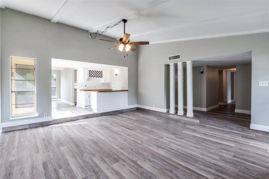 1804 Clear Creek Lane, Carrollton, TX 75007