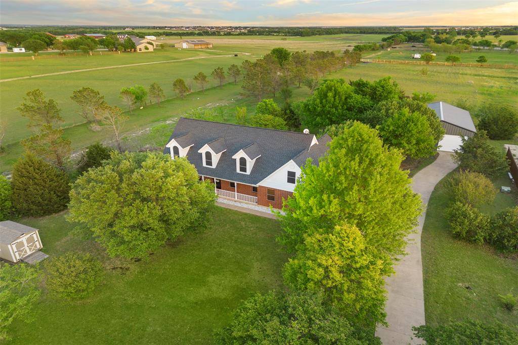 3441 Fm 66, Waxahachie, TX 75167