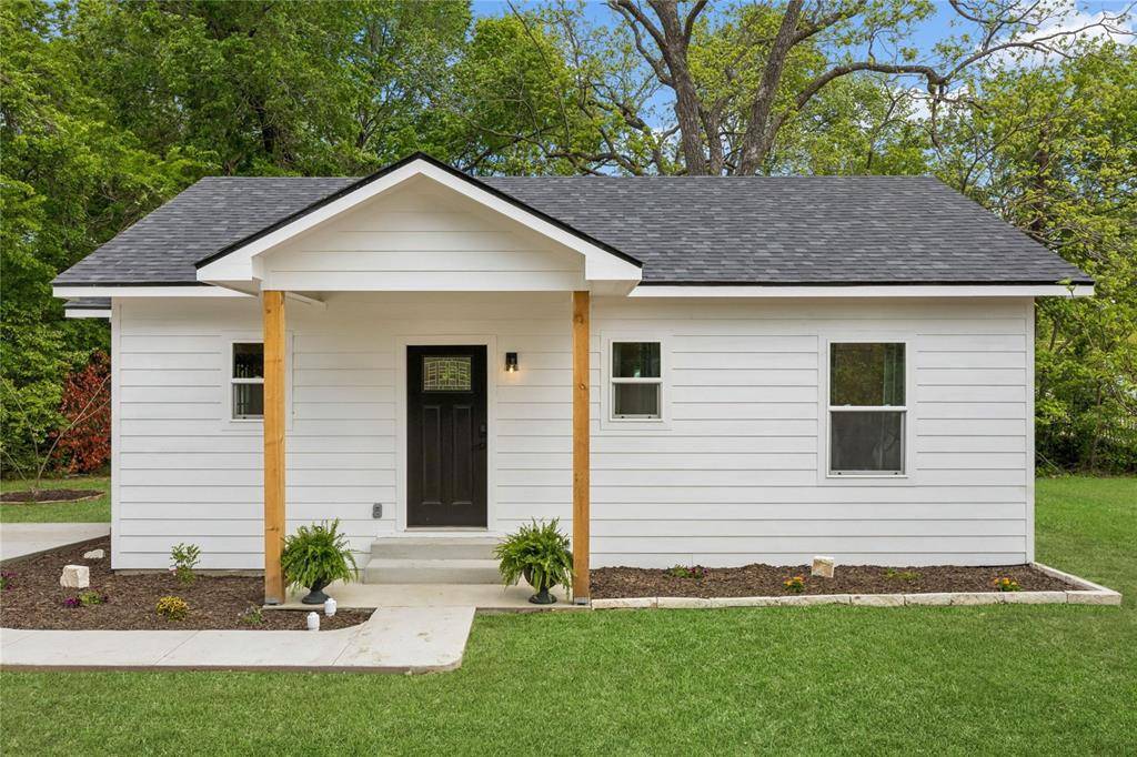 951 S Trade Days Boulevard, Canton, TX 75103