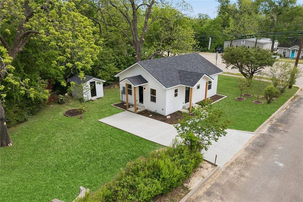 951 S Trade Days Boulevard, Canton, TX 75103
