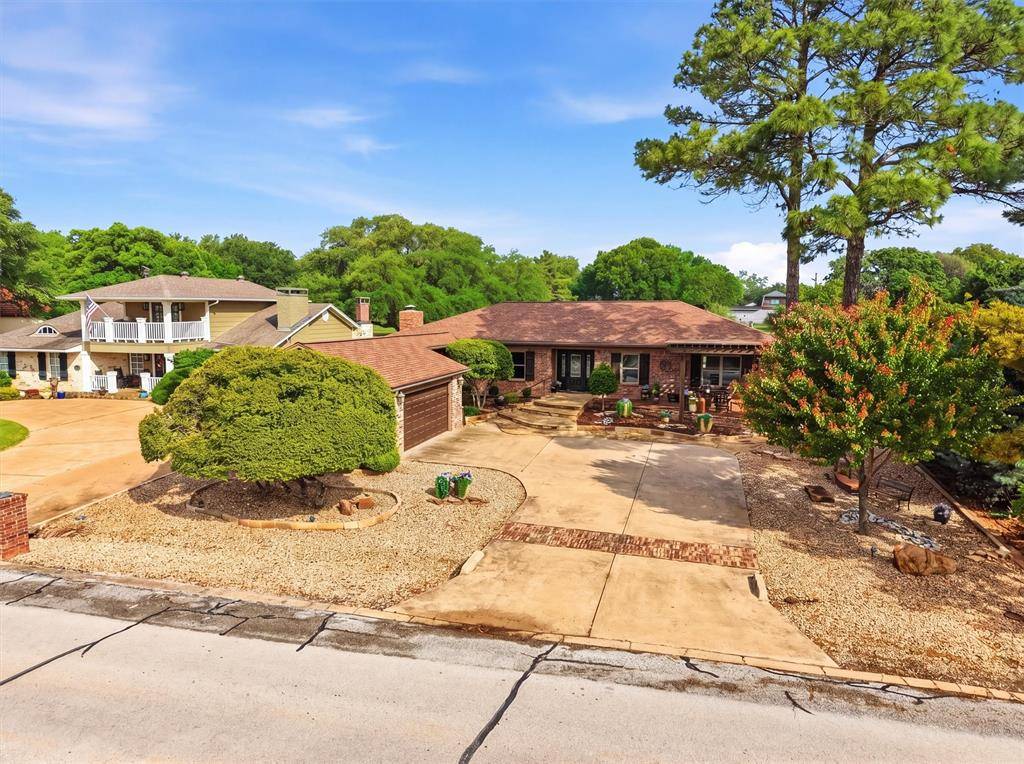 4016 CRESCENT Drive, De Cordova, TX 76049