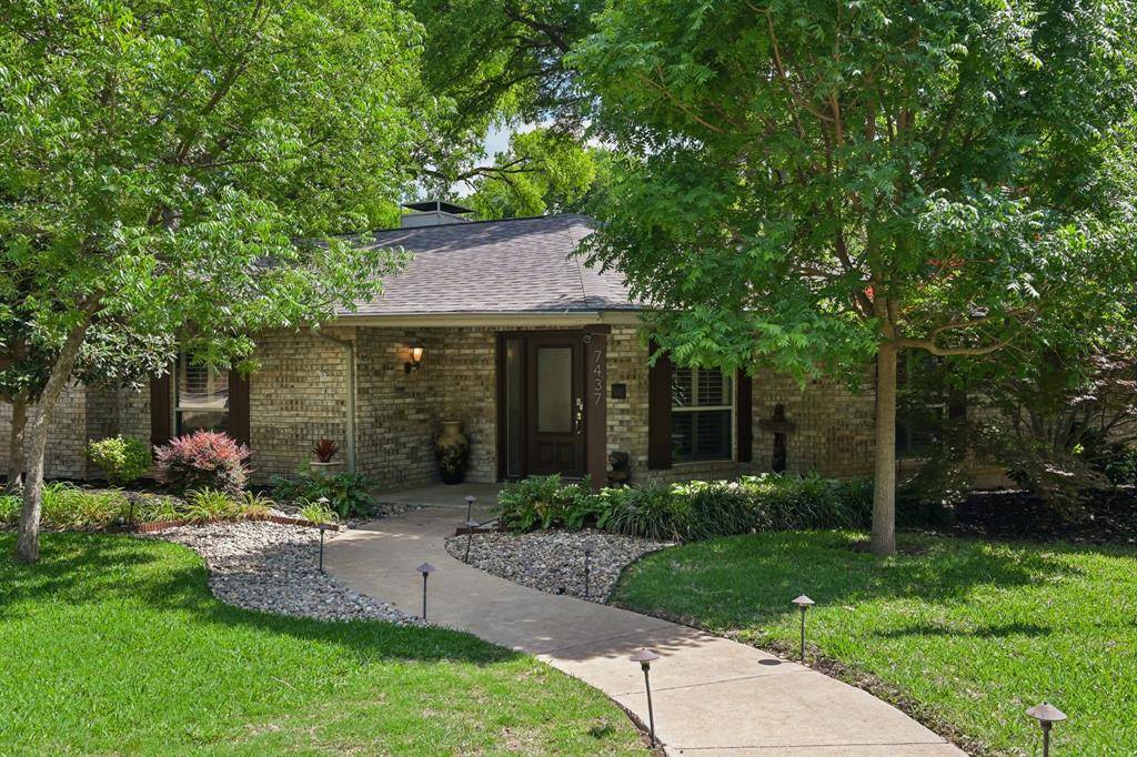 7437 Lochwood Court, Fort Worth, TX 76179