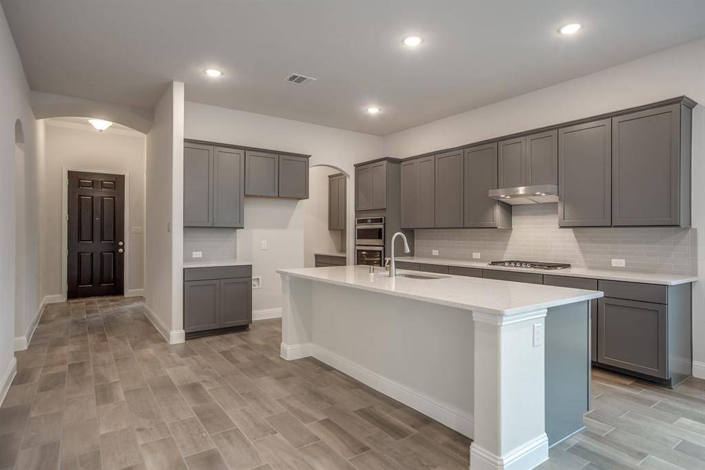 1440 Lady Bird Road, Justin, TX 76247