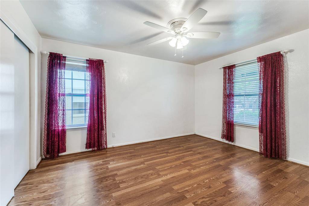 9210 Larchwood Drive, Dallas, TX 75238