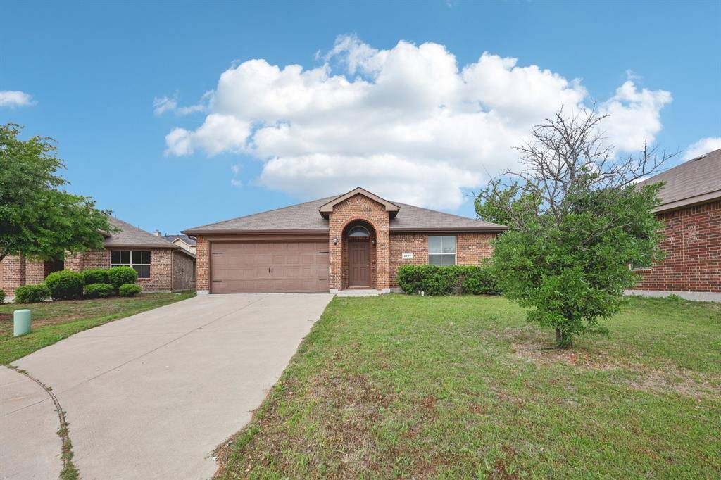 2601 Stonewall Lane, Fort Worth, TX 76123