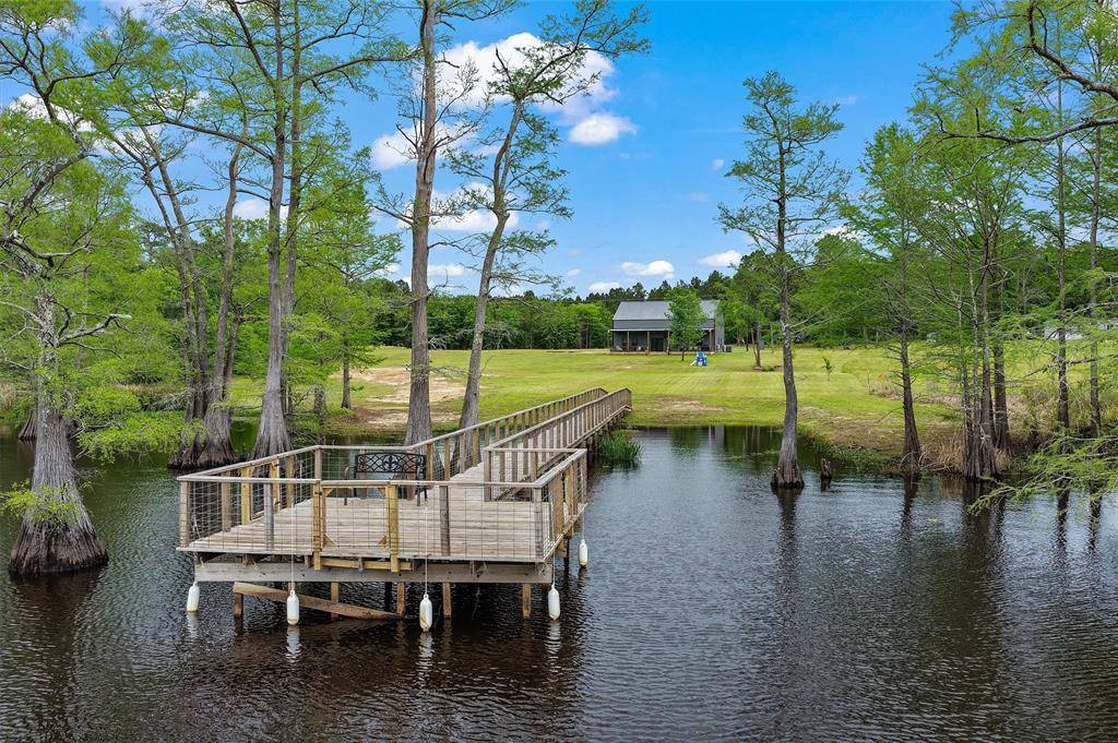 10220 Thornapple, Oil City, LA 71061