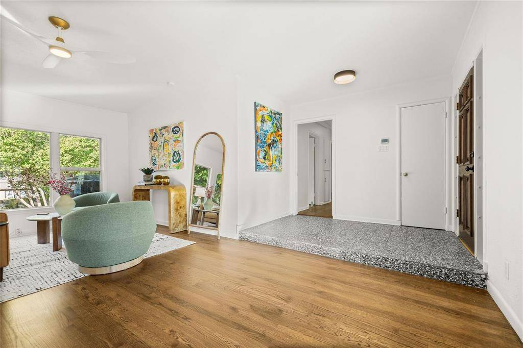 7323 Daingerfield Drive, Dallas, TX 75227