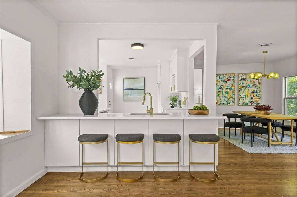 7323 Daingerfield Drive, Dallas, TX 75227