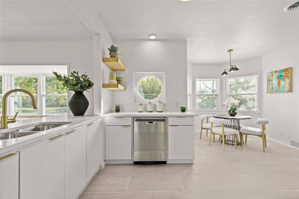 7323 Daingerfield Drive, Dallas, TX 75227