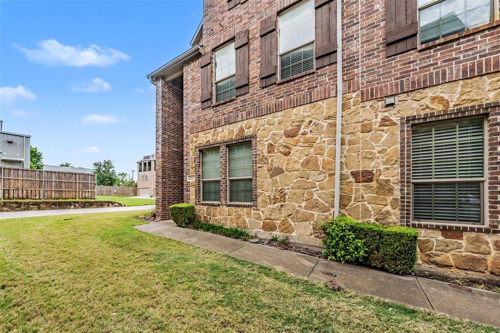 4205 Riverview Drive, Carrollton, TX 75010