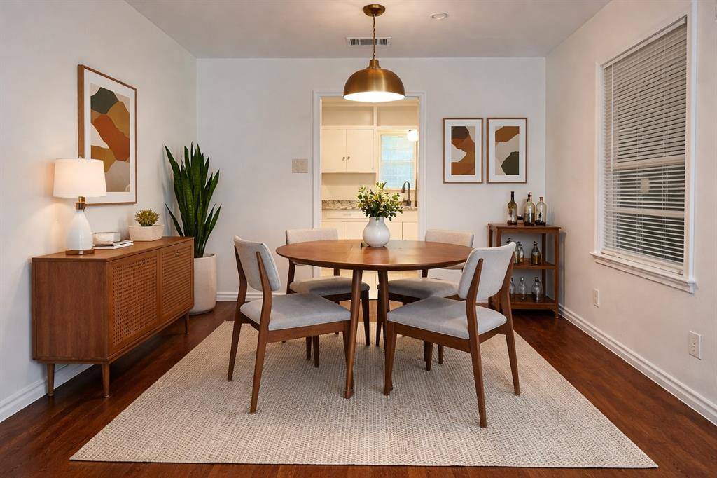 3205 Elva Avenue, Dallas, TX 75227