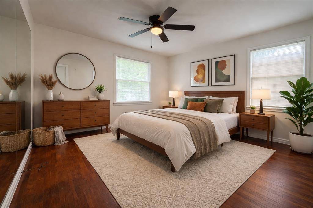 3205 Elva Avenue, Dallas, TX 75227