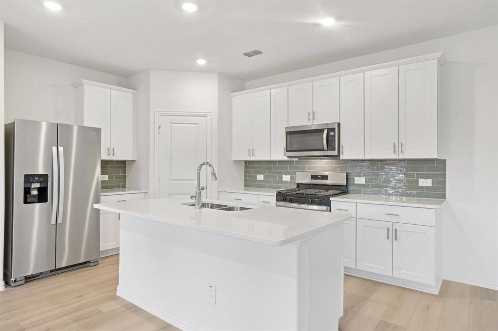 6218 Chickney Drive, Princeton, TX 75071