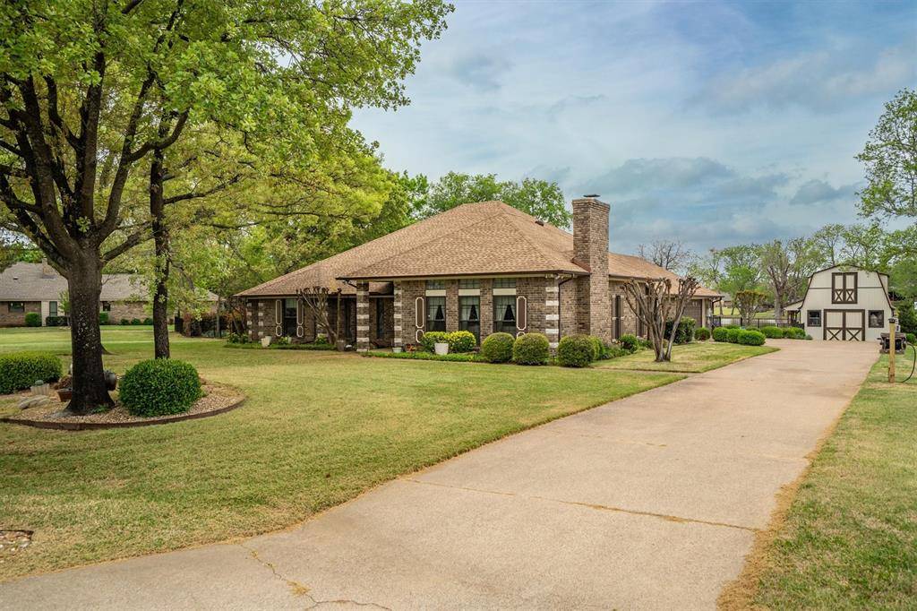 210 N Forest Lane, Double Oak, TX 75077