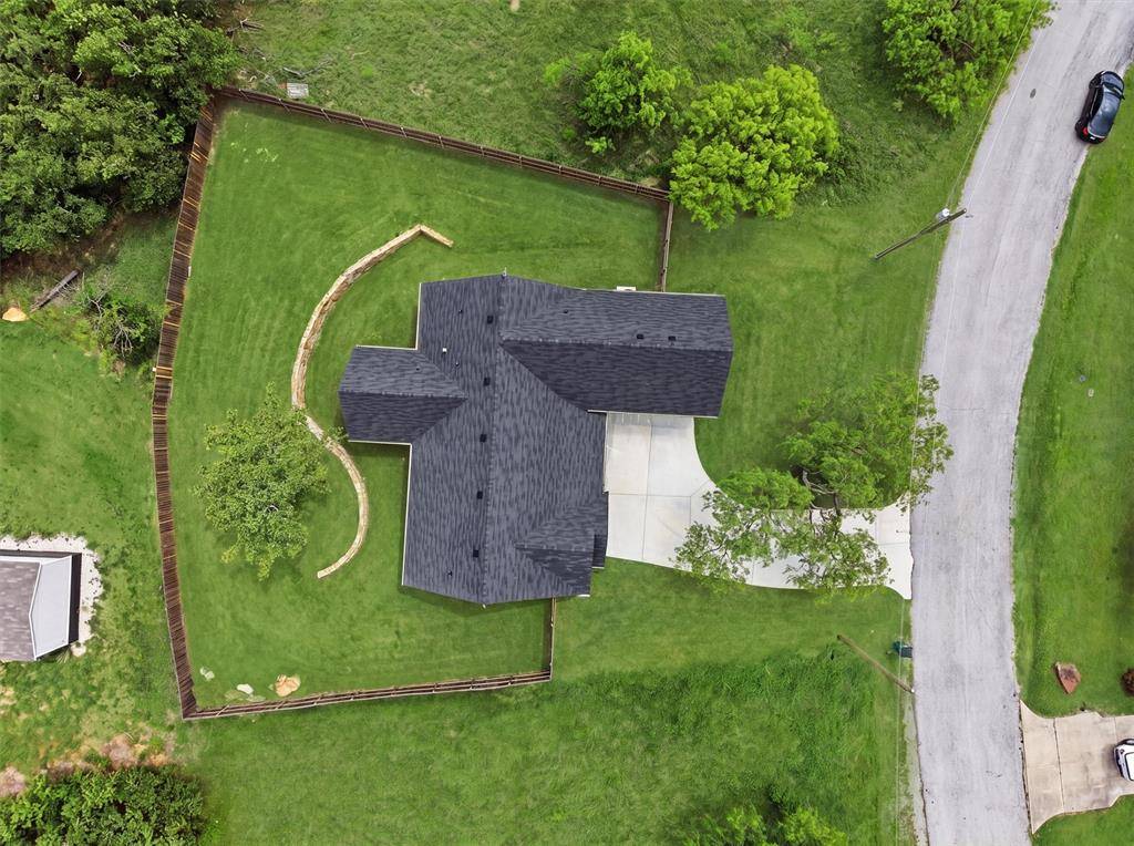 117 Cactus Canyon Drive, Bridgeport, TX 76426