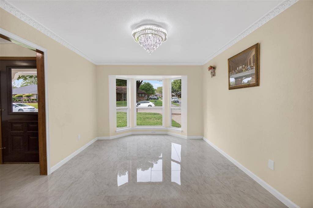 1606 Rosemary Drive, Arlington, TX 76014