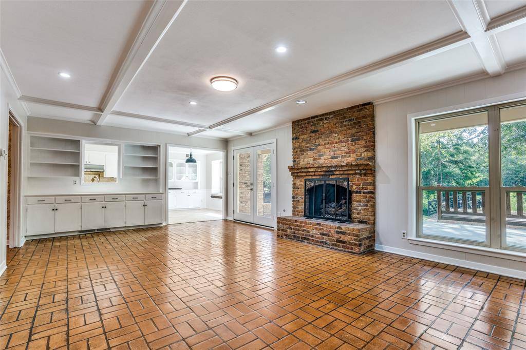 10534 Royal Springs Drive, Dallas, TX 75229