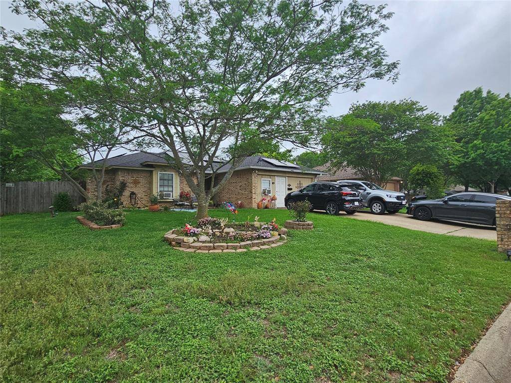 1306 Clearfield Drive, Cleburne, TX 76033